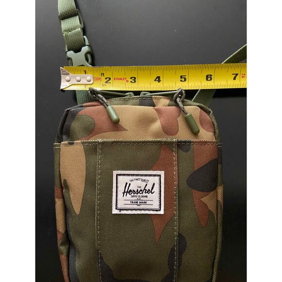 HERSCHEL Green Camo Mini Crossbody Bag (NWOT) - Picture 7 of 10